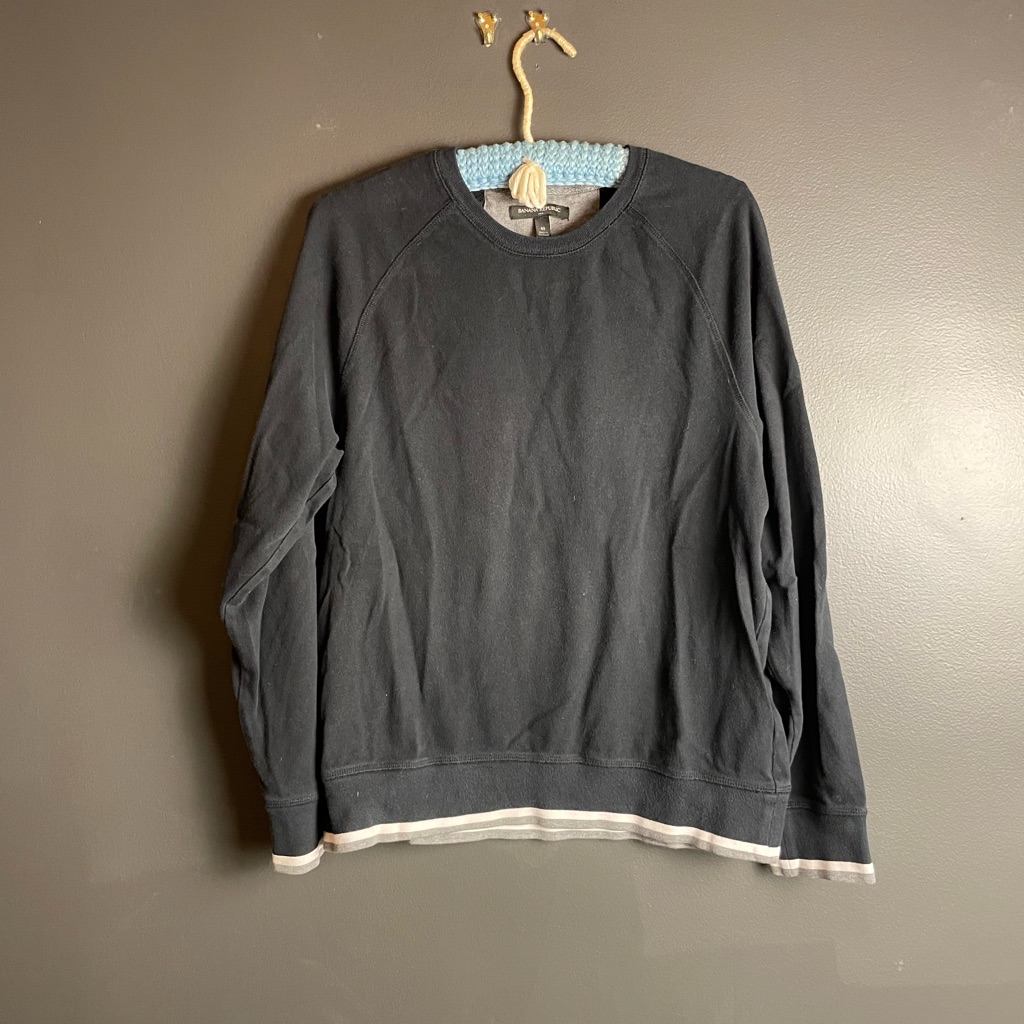 692 Banana Republic Mens Lightweight Sweater